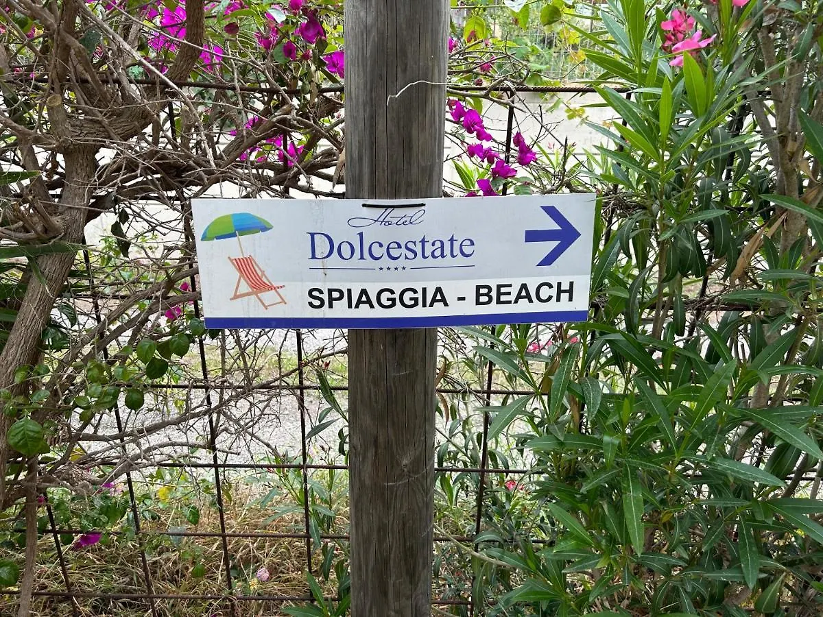 Villetta Sul Mare In Resort Village Campofelice Di Roccella Włochy